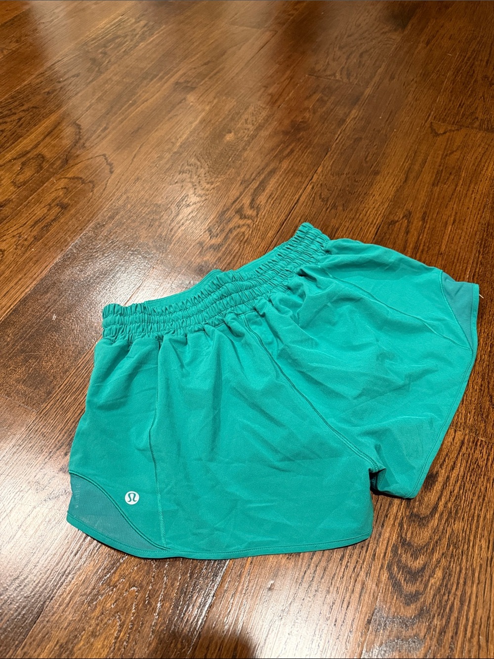 Lululemon Women’s Hotty Hots 2.5 i ch  Athletic Shorts